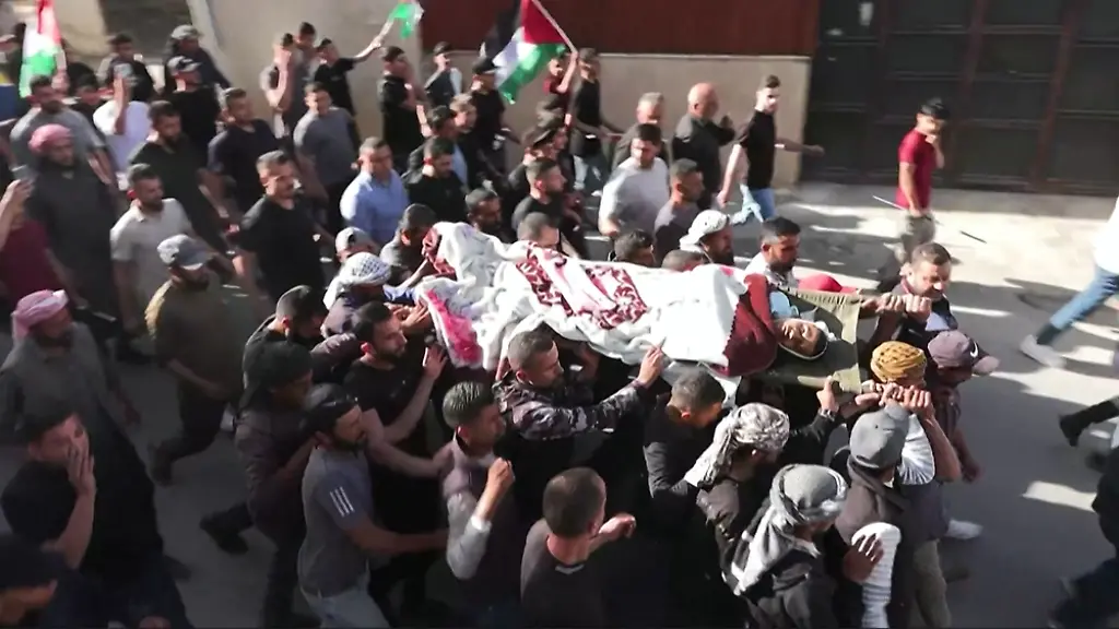 Funeral of West Bank teen Palestinians say killed by Israeli fire